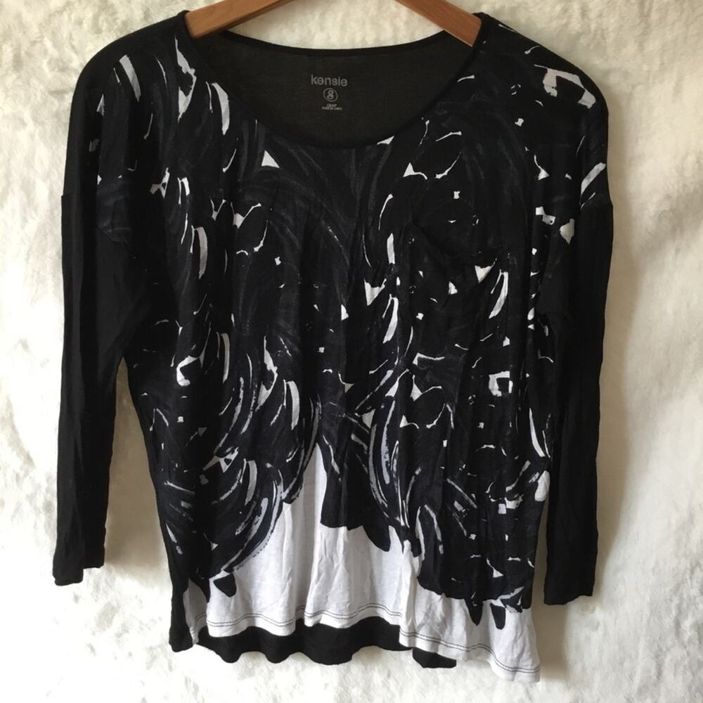 Kensie Black and White Abstract Print Top
